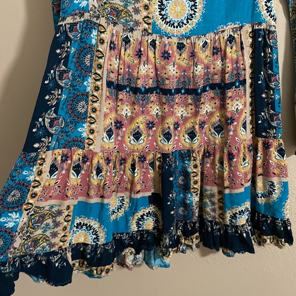 •CUTE TOP• - Picture 2 of 5